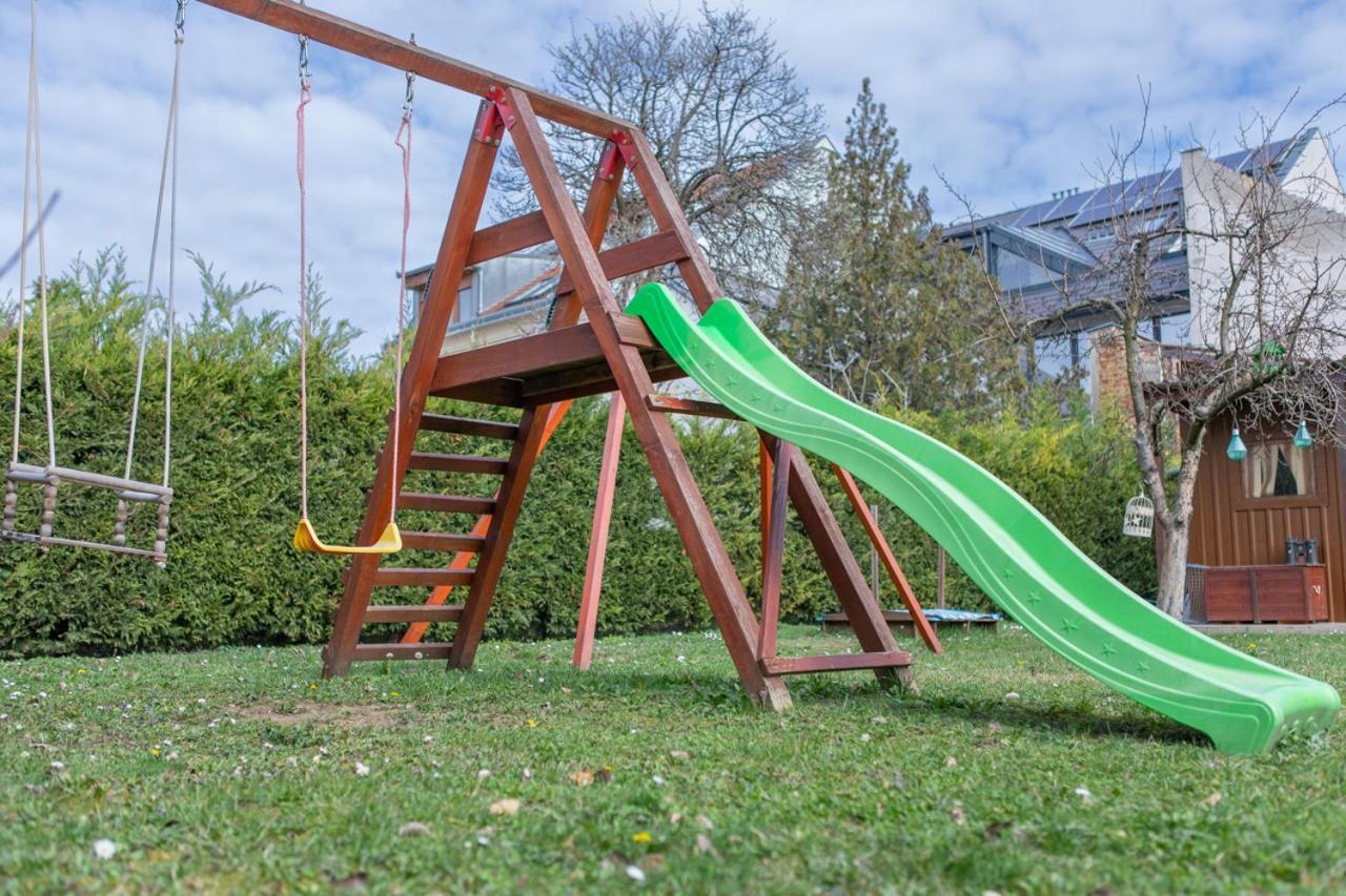 Apartment City Inn Pécs Zewnętrze zdjęcie