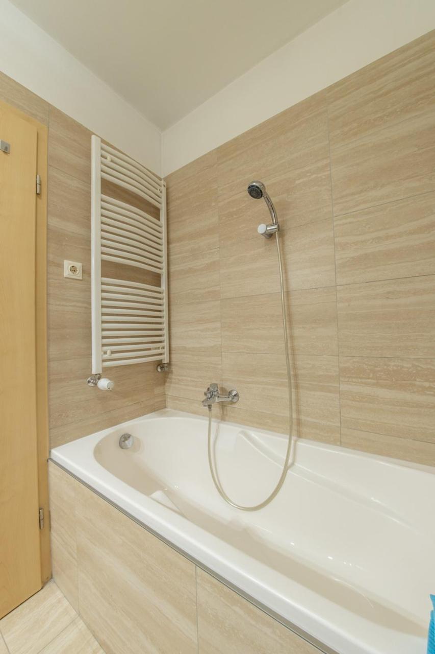 Apartment City Inn Pécs Zewnętrze zdjęcie