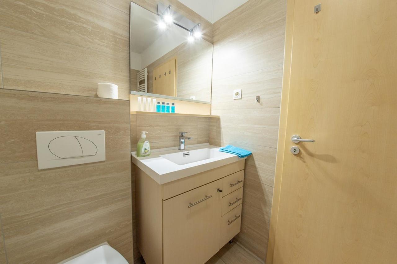 Apartment City Inn Pécs Zewnętrze zdjęcie