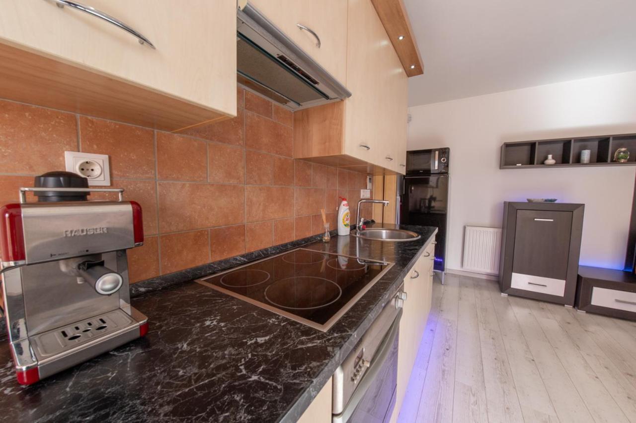 Apartment City Inn Pécs Zewnętrze zdjęcie
