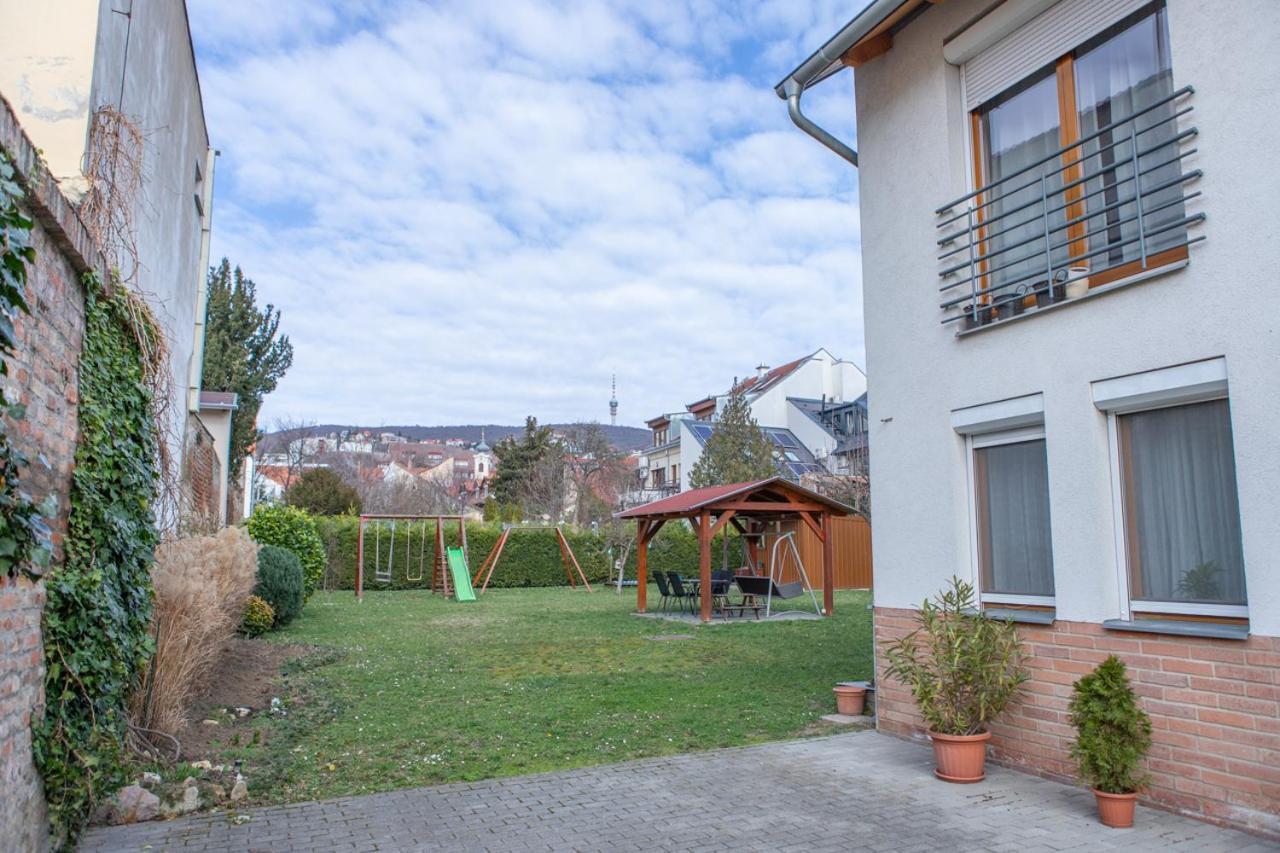Apartment City Inn Pécs Zewnętrze zdjęcie